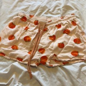 Peach shorts light fabric